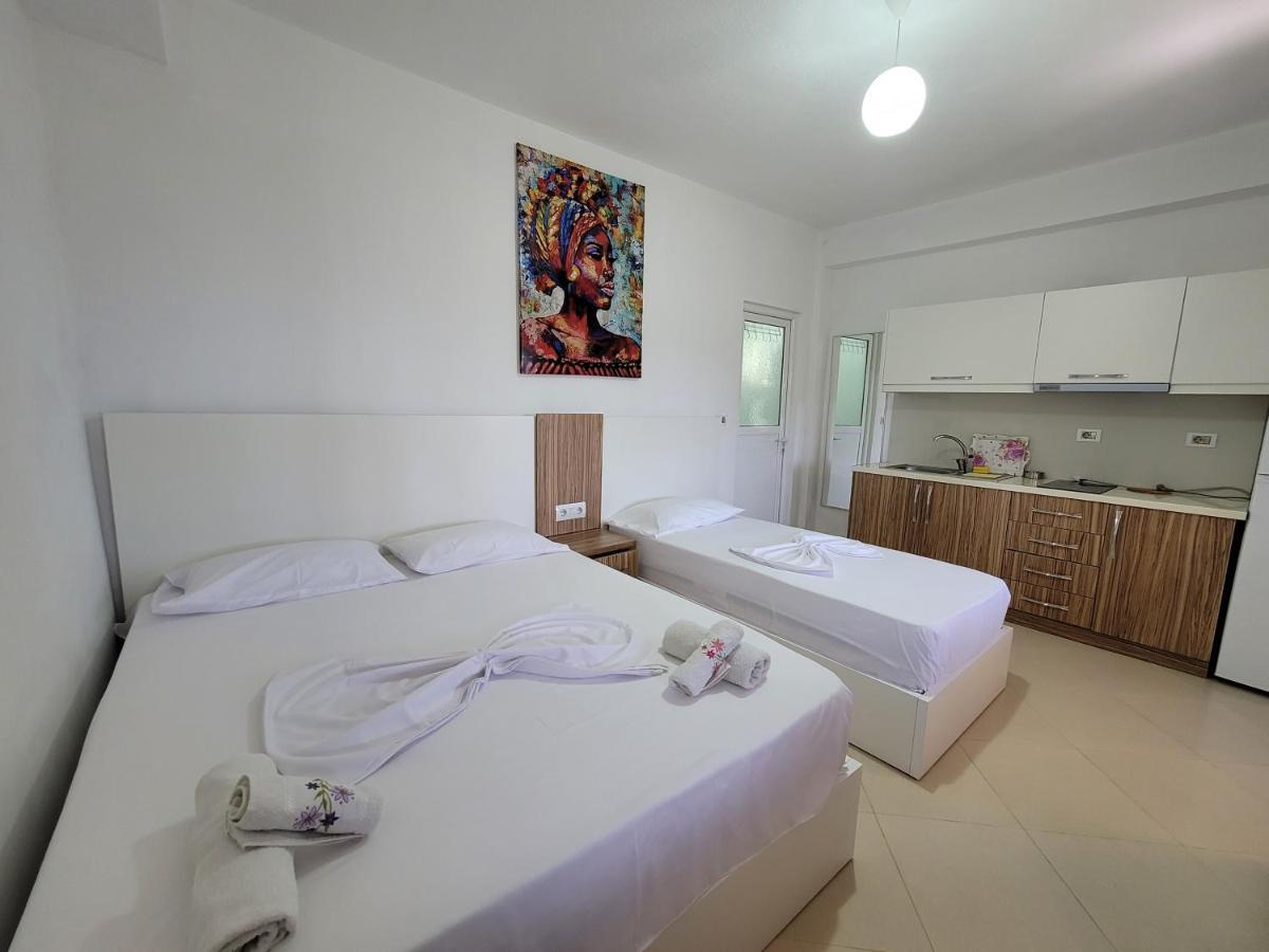 Spahiu Guesthouse Ksamil Exterior foto